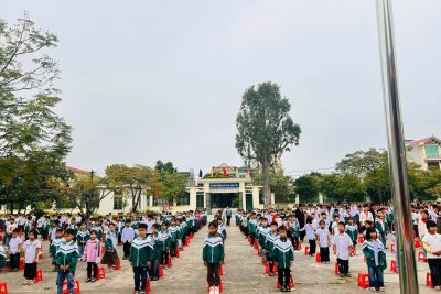 Hoạt Động Trải nghiệm dưới cờ: Môi trường xanh, cuộc sống xanh